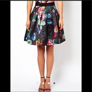 Ted Baker Full Skirt Floral Print Size 2/US S